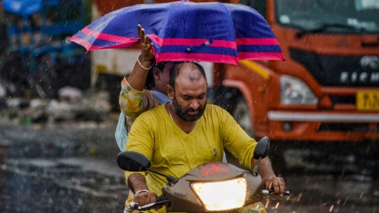 Bihar Weather: आज के मौसम का ताजा हाल, बिहार के 5 जिलों में बारिश… बिजली गिरने के भी संकेत